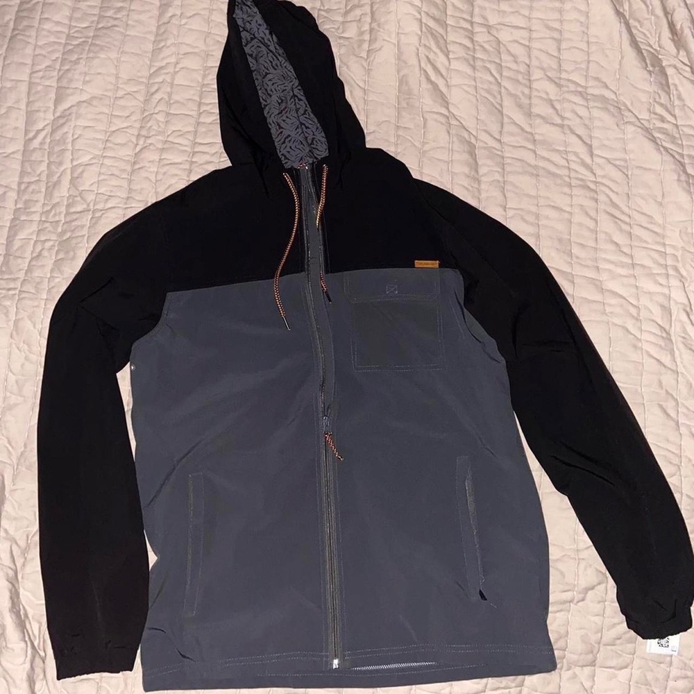 Black soft shell sweatshirt nylon windbreaker jacket travel weather proof hoodie